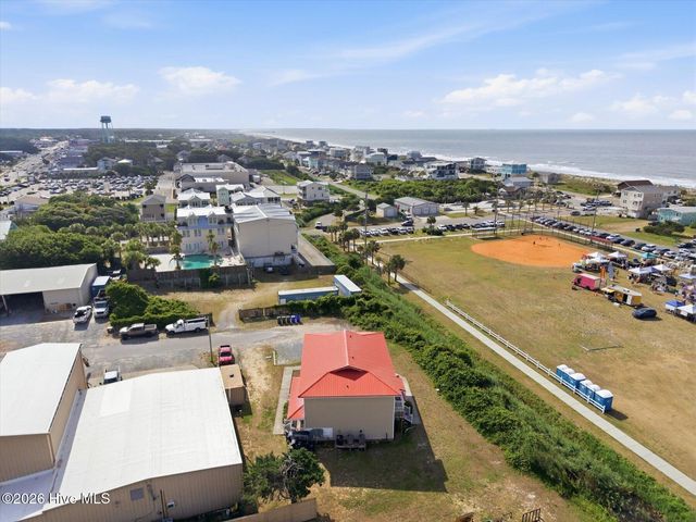 133 SE 48th Street, Oak Island, NC 28465