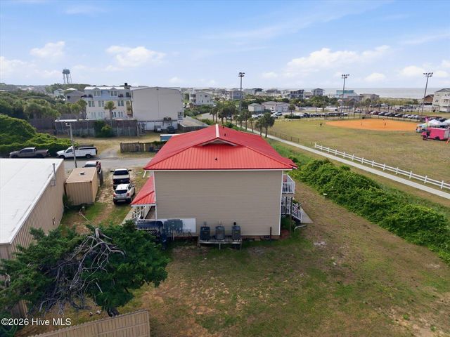 133 SE 48th Street, Oak Island, NC 28465