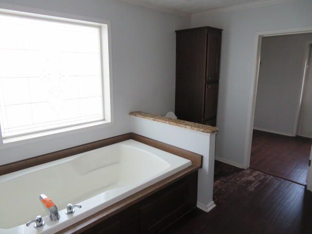 7910 Winchester Road, Clay City, KY 40312