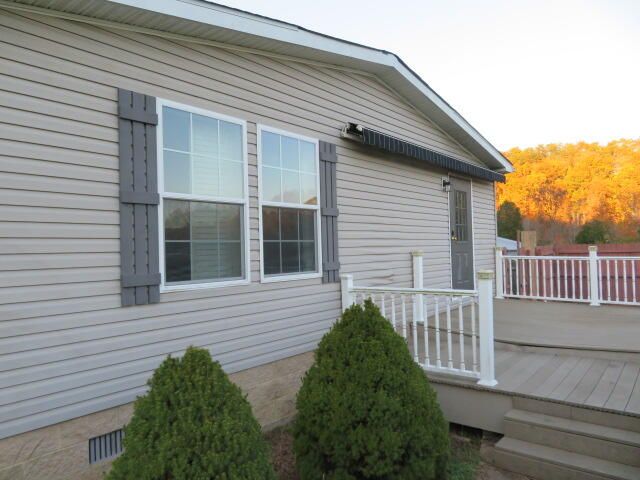 7910 Winchester Road, Clay City, KY 40312