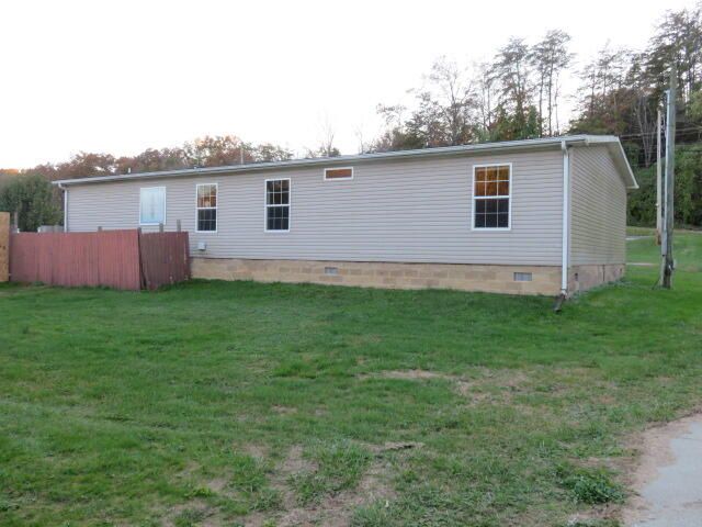 7910 Winchester Road, Clay City, KY 40312