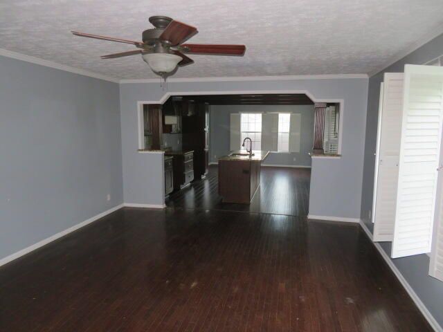 7910 Winchester Road, Clay City, KY 40312