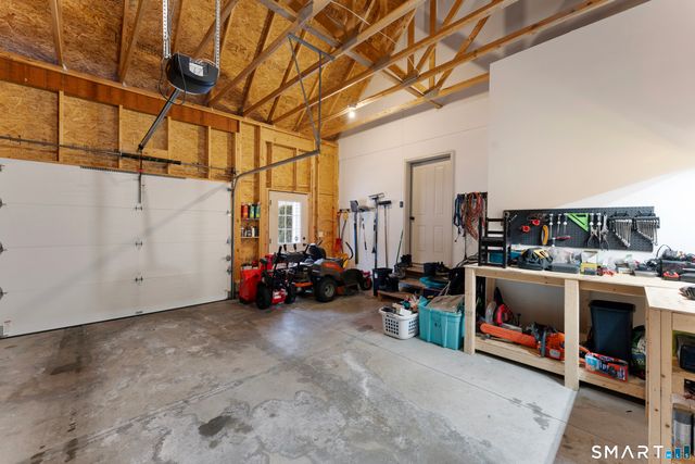 43 Tatnic Hill Road, Brooklyn, CT 06234