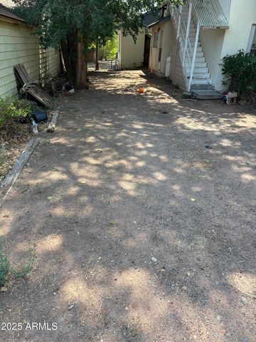 195 E 1ST South Street S, St Johns, AZ 85936