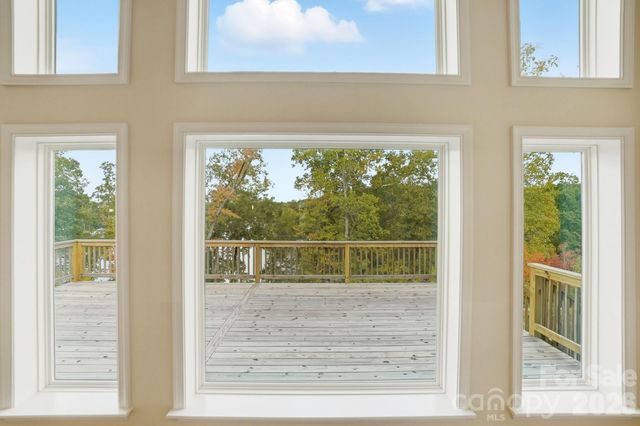 17909 Wilbanks Drive, Charlotte, NC 28278