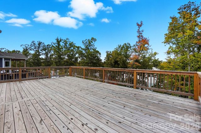17909 Wilbanks Drive, Charlotte, NC 28278