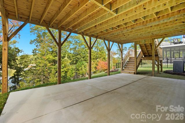 17909 Wilbanks Drive, Charlotte, NC 28278