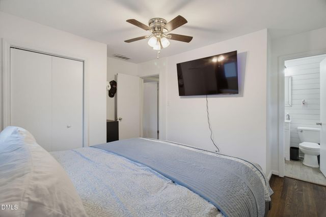 2916 Martinsville Road, Greensboro, NC 27408