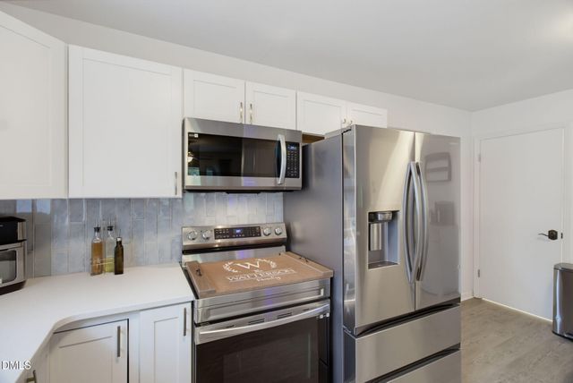 2916 Martinsville Road, Greensboro, NC 27408