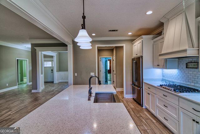 230 Fiddlers Cove Drive Drive, Kingsland, GA 31548