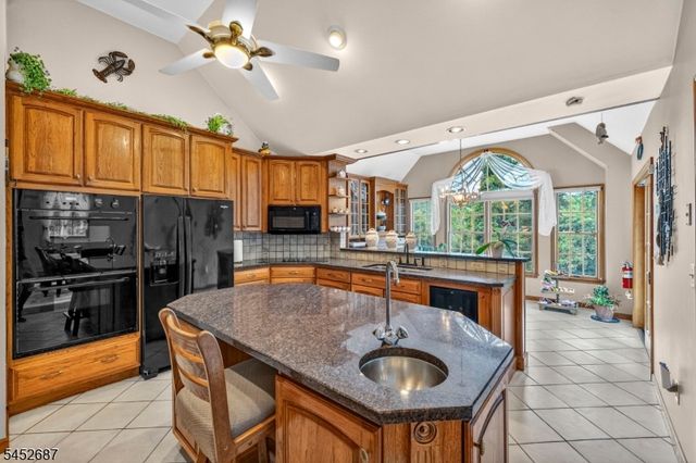 251 W Mountain Rd, Sparta Twp., NJ 07871