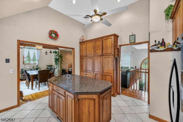 251 W Mountain Rd, Sparta Twp., NJ 07871