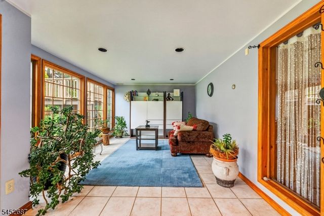 251 W Mountain Rd, Sparta Twp., NJ 07871