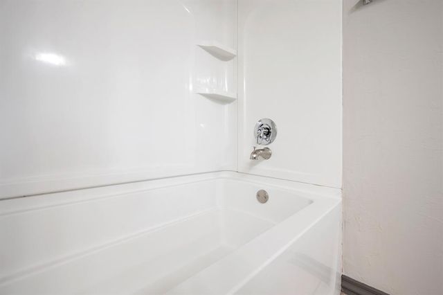 909 Greenfield Avenue, Yukon, OK 73099