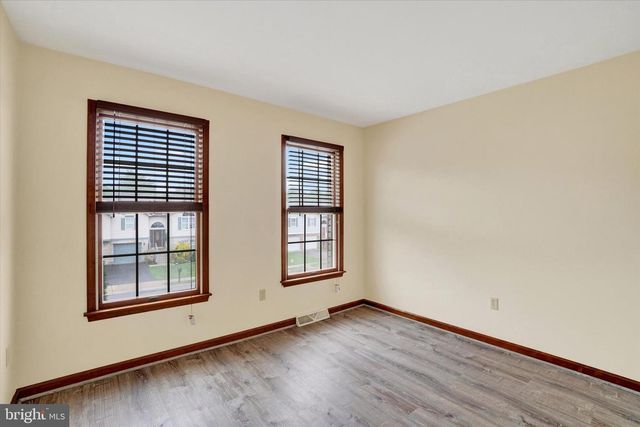 2720 SPARROW DR, York, PA 17408
