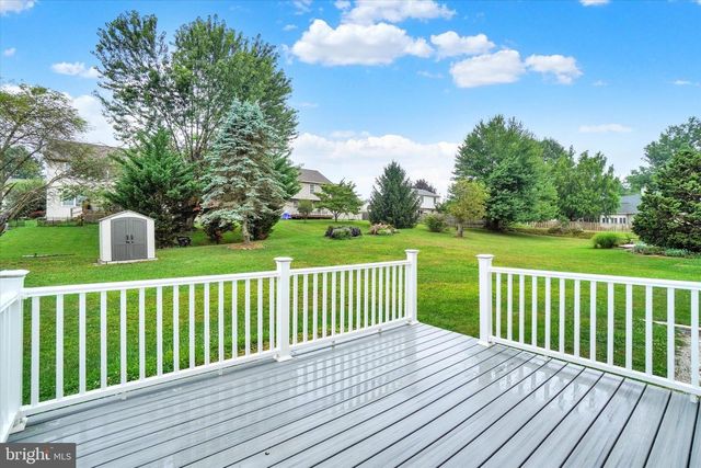 2720 SPARROW DR, York, PA 17408