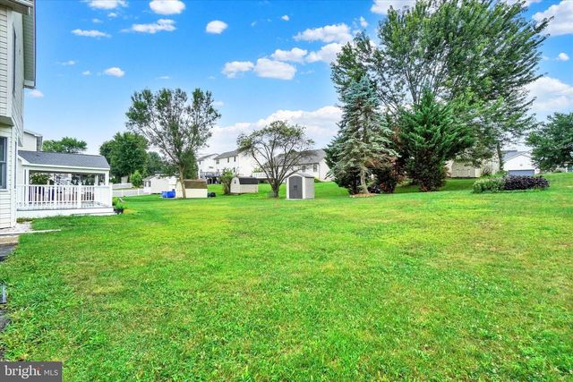 2720 SPARROW DR, York, PA 17408