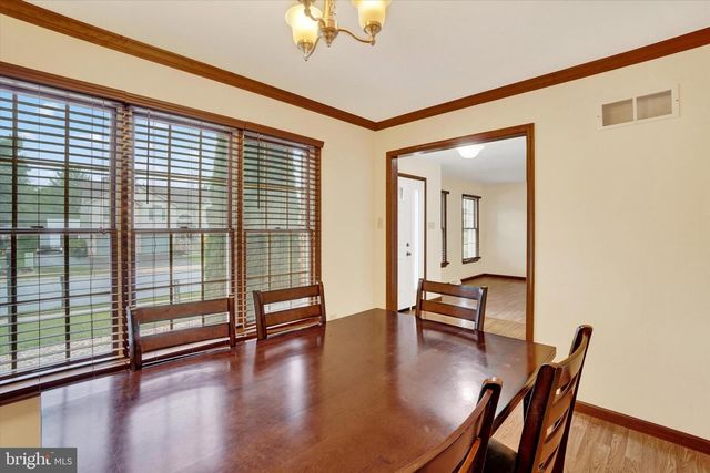 2720 SPARROW DR, York, PA 17408