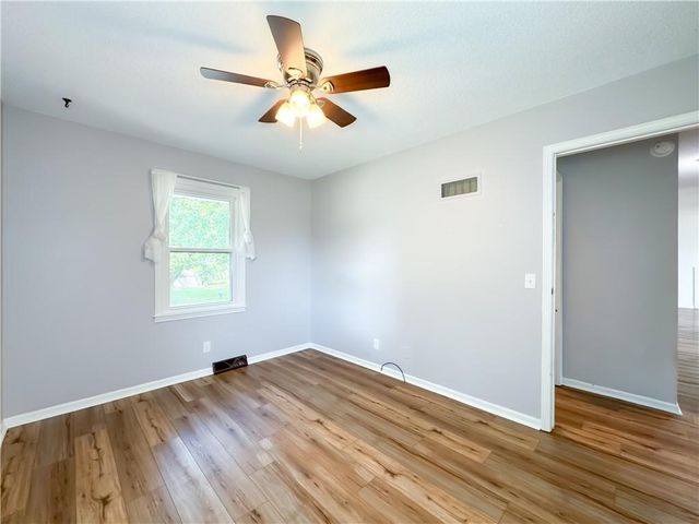 1403 Blueberry Drive, Harrisonville, MO 64701