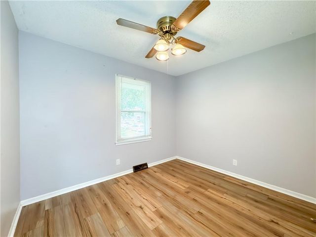 1403 Blueberry Drive, Harrisonville, MO 64701