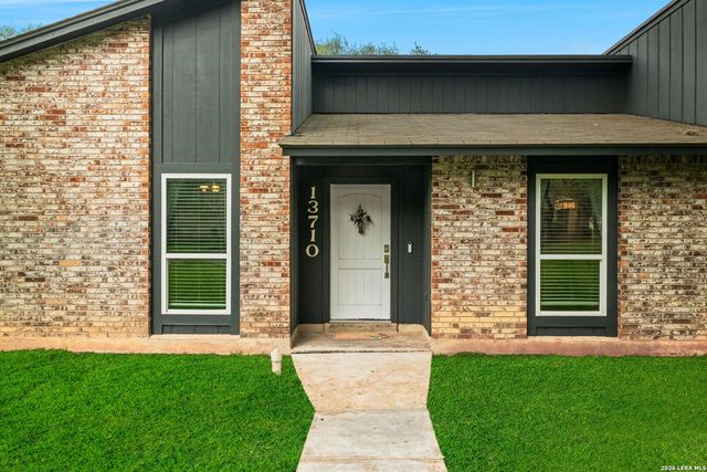 13710 STONEY HL, San Antonio, TX 78231