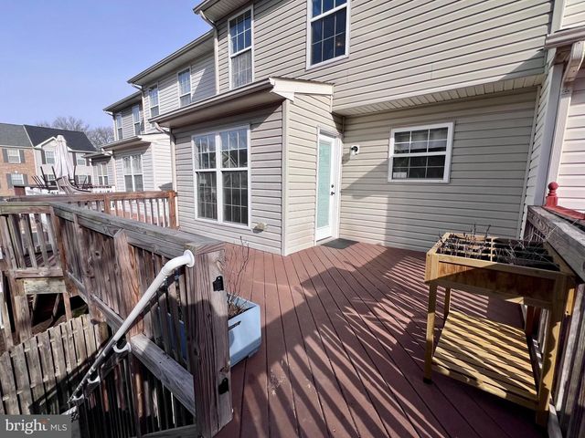 142 COUPLES DR, Newark, DE 19702