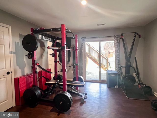 142 COUPLES DR, Newark, DE 19702