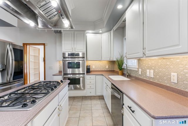 341 High St EXT, Thomaston, CT 06787