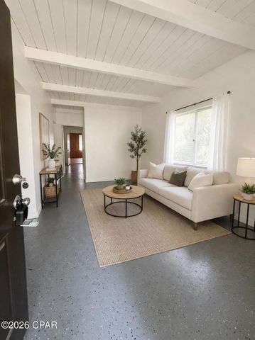 2971 Sunset Drive, Marianna, FL 32448