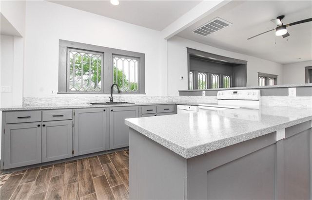 606 6th Street, Moody, TX 76557