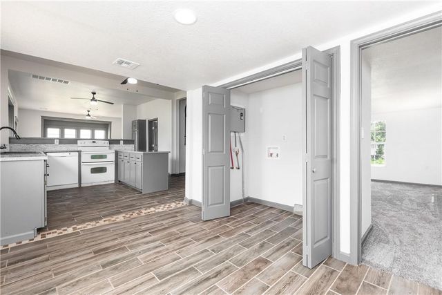 606 6th Street, Moody, TX 76557