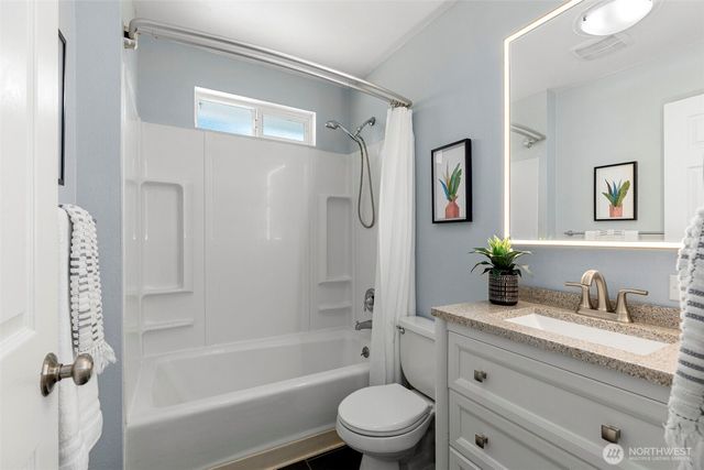 914 McKenzie Avenue, Bremerton, WA 98337