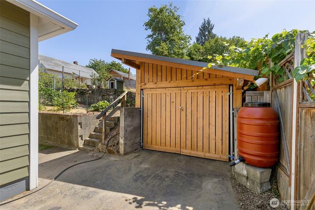 914 McKenzie Avenue, Bremerton, WA 98337