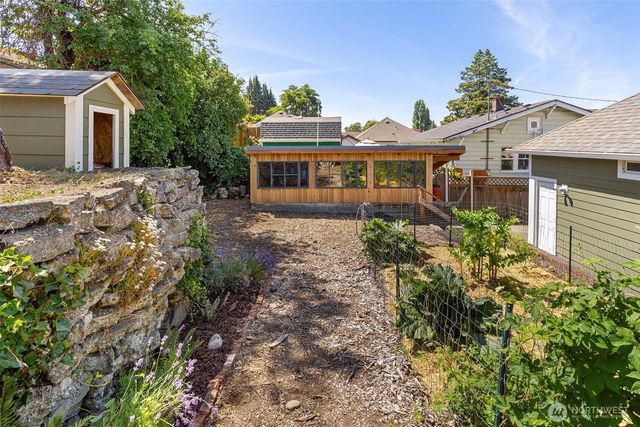 914 McKenzie Avenue, Bremerton, WA 98337