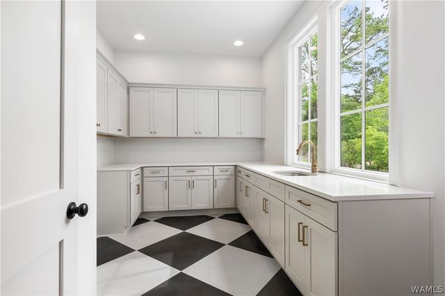 15327 MARINA, Northport, AL 35475