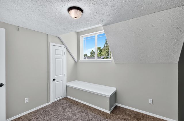 2422 N WALL St, Spokane, WA 99205