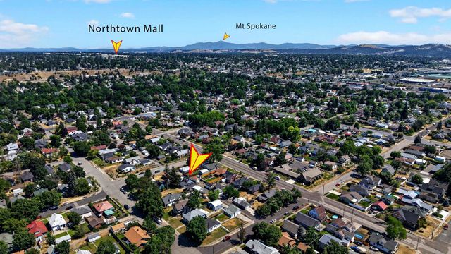 2422 N WALL St, Spokane, WA 99205