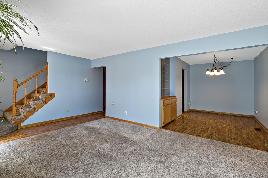 1224 Landmark Trail S, Hopkins, MN 55343 — photo 5