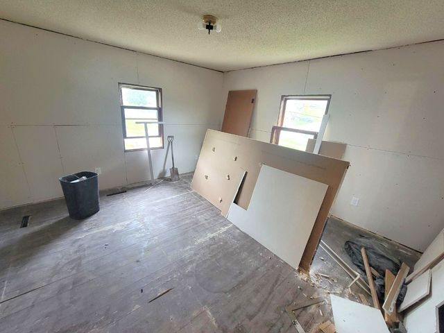 606 S 5th Street, Knoxville, IA 50138