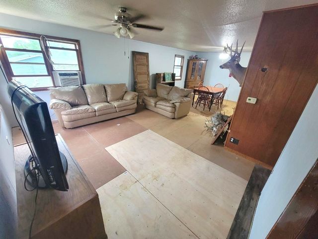 606 S 5th Street, Knoxville, IA 50138