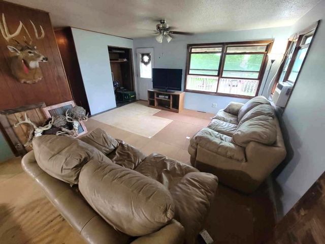 606 S 5th Street, Knoxville, IA 50138