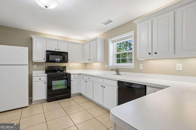 806 Norwalk Cove, Lawrenceville, GA 30043