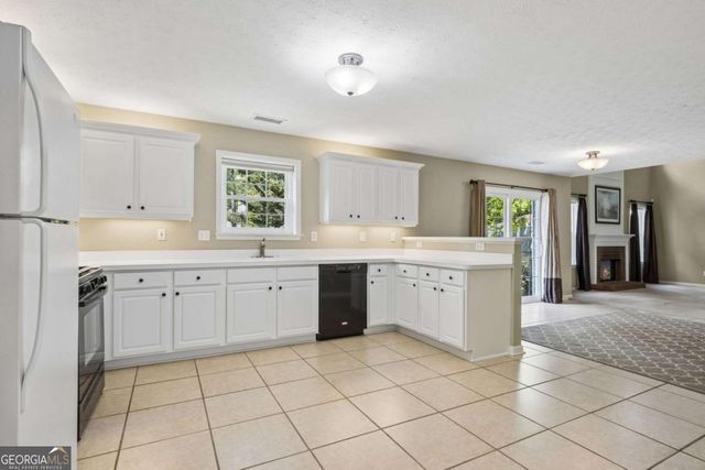 806 Norwalk Cove, Lawrenceville, GA 30043