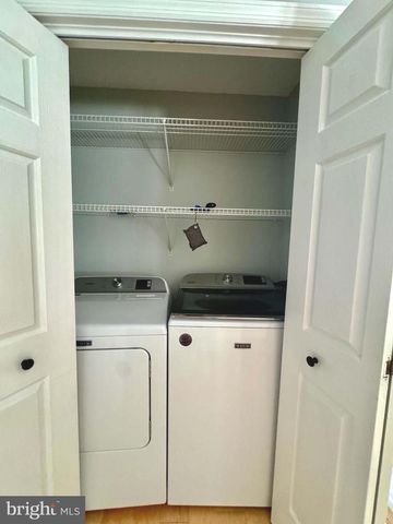 10931 PARK RD, Fairfax, VA 22030