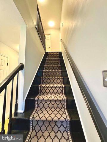 10931 PARK RD, Fairfax, VA 22030