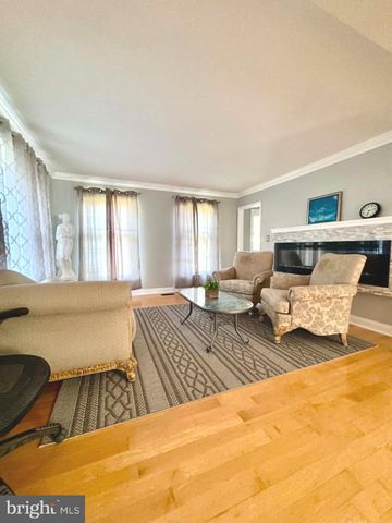 10931 PARK RD, Fairfax, VA 22030