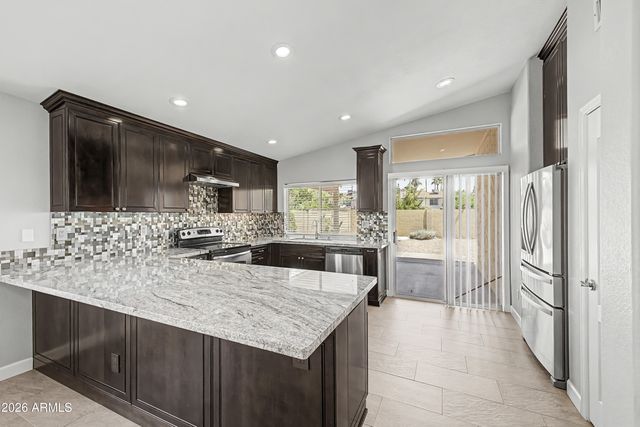 18619 N 40TH Place, Phoenix, AZ 85050