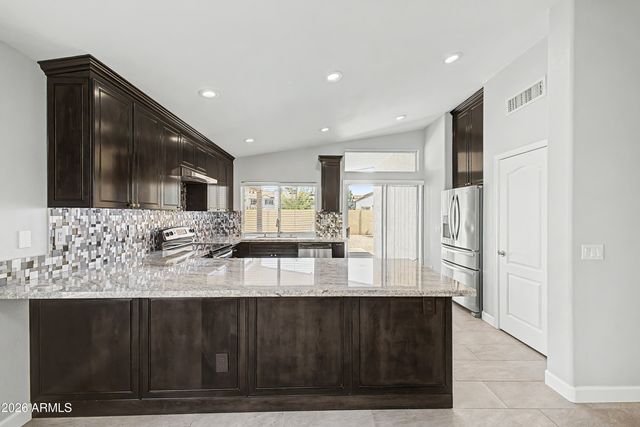18619 N 40TH Place, Phoenix, AZ 85050