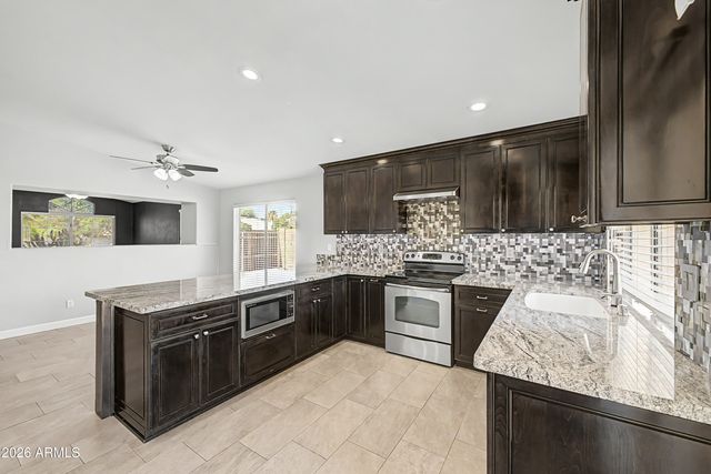 18619 N 40TH Place, Phoenix, AZ 85050