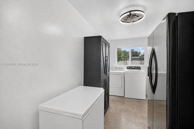 7331 Garfield St, Hollywood, FL 33024